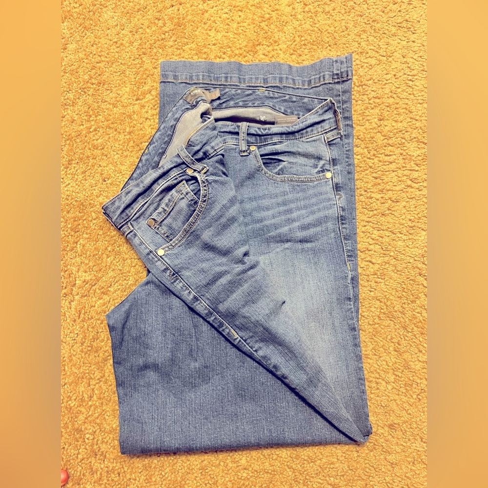 Torrid Wide Legs Woman’s Jeans. Size 18 like New!